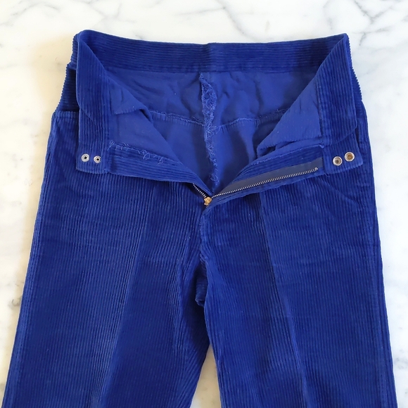 NWOT. High-Waisted Royal Blue Corduroy Straight Leg Pant with 4 Pockets. - Picture 4 of 6